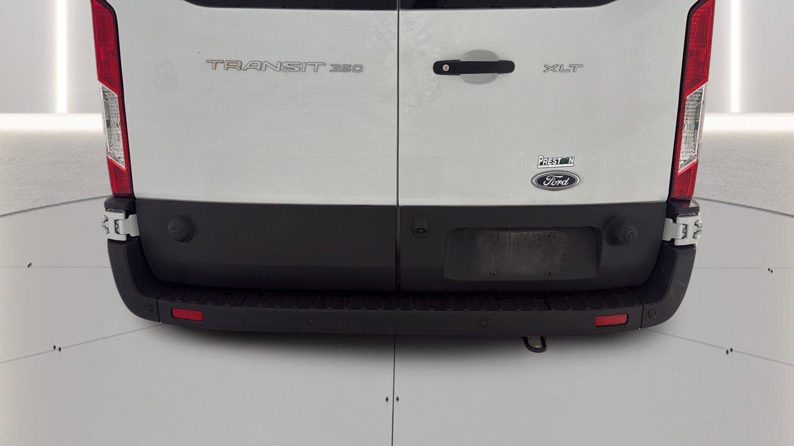 Used 2024 Ford Transit 350 XLT RWD image 29