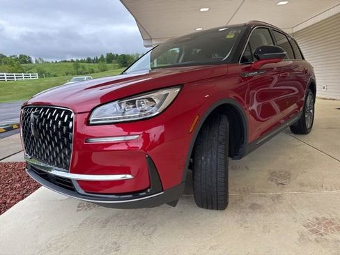 Used 2023 Lincoln Corsair Reserve w/ Equipment Group 201A AWD/4WD image 11