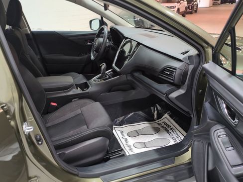 Certified 2024 Subaru Outback Premium w/ Popular Package #1A AWD/4WD image 10