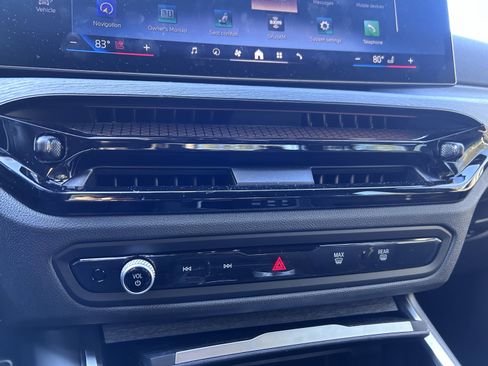 Certified 2026 BMW 330i Sedan w/ M Sport Package RWD image 14