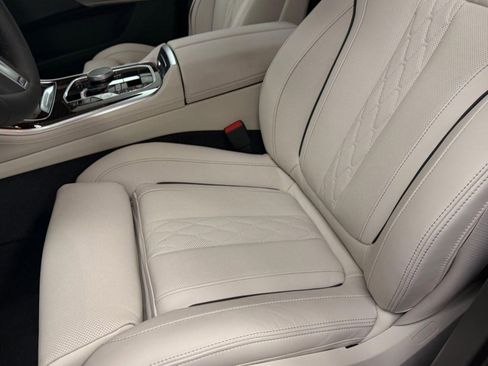 New 2026 BMW X5 xDrive40i w/ M Sport Package image 18