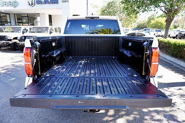 Used 2024 Toyota Tacoma TRD Off-Road AWD/4WD image 20