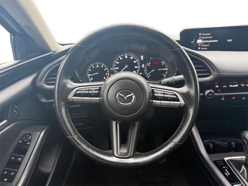 Used 2023 MAZDA MAZDA3 s image 14