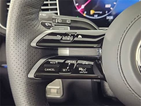 Certified 2025 Mercedes-Benz GLS 450 4MATIC image 51