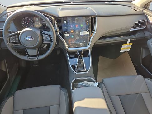 Used 2025 Subaru Outback Onyx Edition image 10