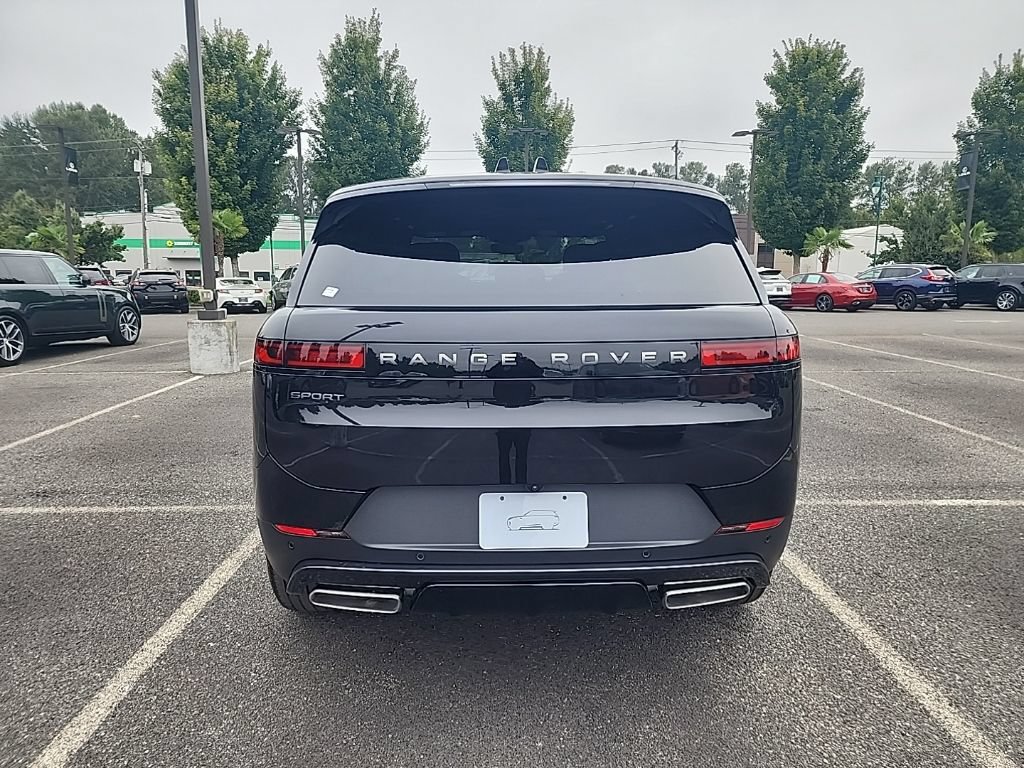 New 2026 Land Rover Range Rover Sport SE AWD/4WD image 4