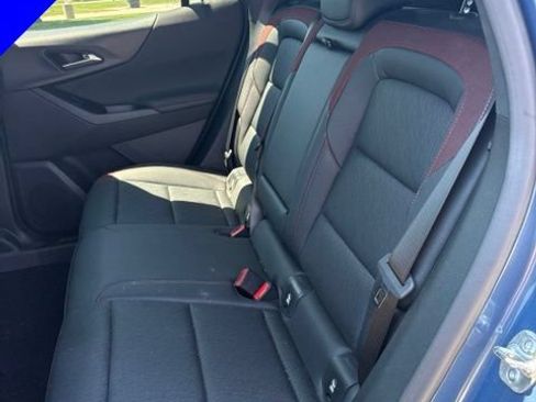 Used 2025 Chevrolet Equinox RS FWD image 28