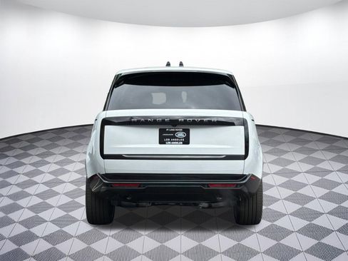 New 2026 Land Rover Range Rover Long Wheelbase SE AWD/4WD image 10