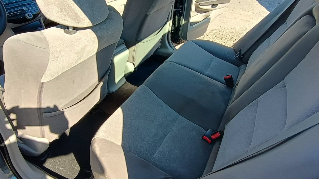 Used 2009 Honda Accord LX image 24