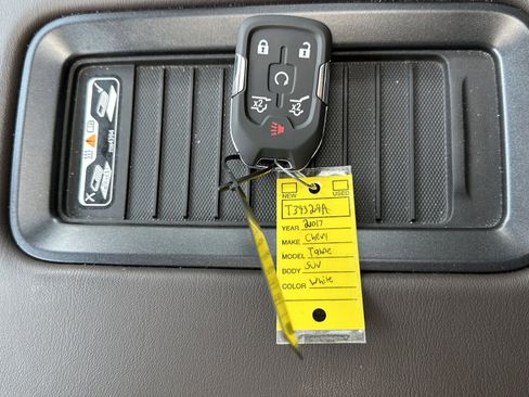 Used 2017 Chevrolet Tahoe Premier AWD/4WD image 35