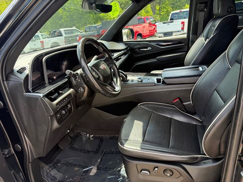 Used 2022 Cadillac Escalade Sport w/ LPO, ONYX Package AWD/4WD image 28