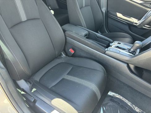 Certified 2018 Honda Civic EX image 8