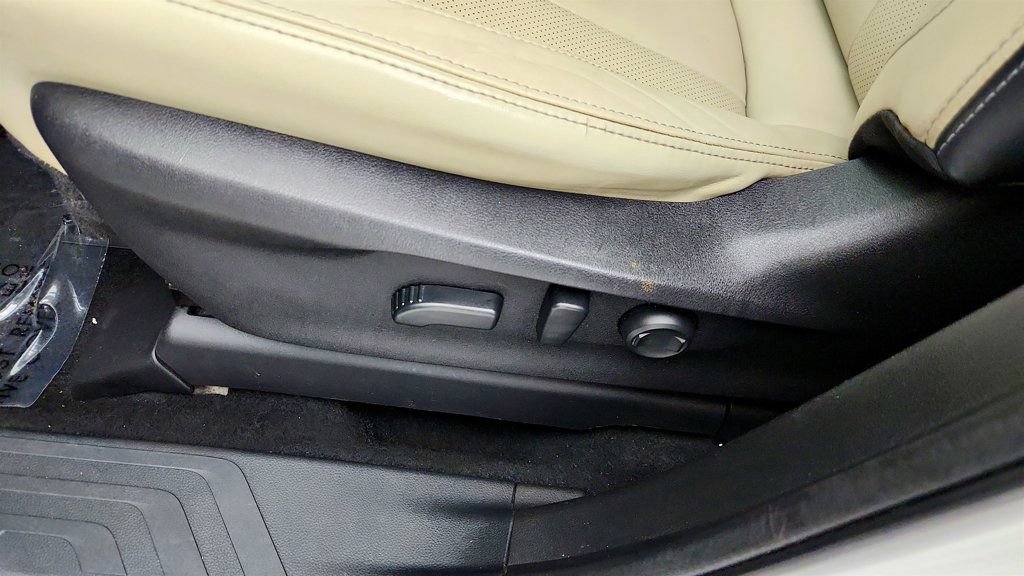 Used 2019 Subaru Ascent Limited AWD/4WD image 11
