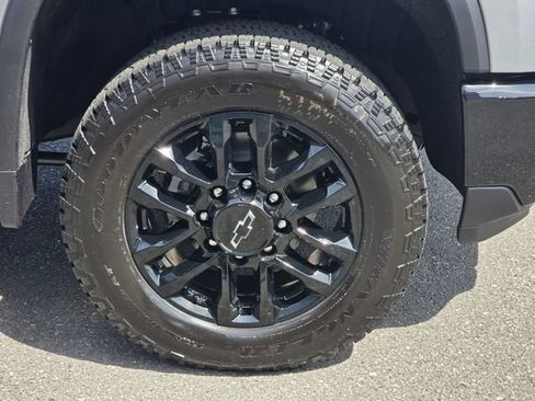 New 2026 Chevrolet Silverado 2500 LT w/ Trail Boss Package AWD/4WD image 9