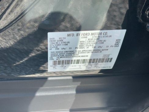 Used 2024 Ford Explorer ST w/ Equipment Group 401A AWD/4WD image 28