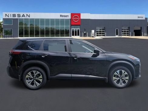 Certified 2023 Nissan Rogue SV AWD/4WD image 2