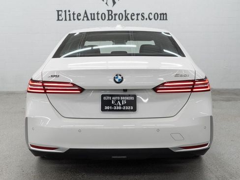 Used 2026 BMW 530i xDrive AWD/4WD image 4