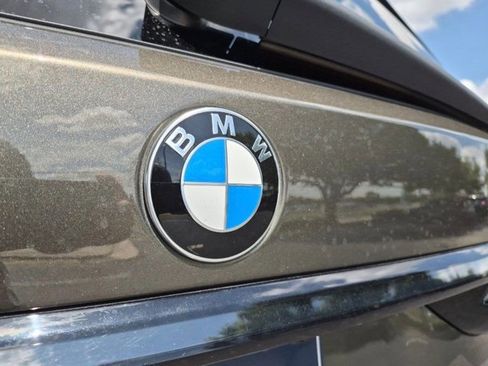 Used 2025 BMW X7 xDrive40i w/ M Sport Package AWD/4WD image 12
