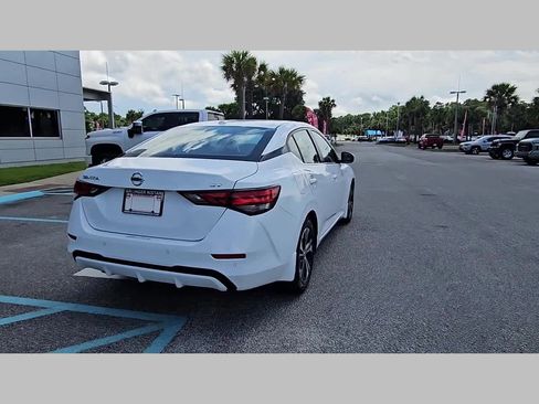 Used 2021 Nissan Sentra SV image 32