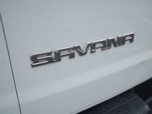 Used 2021 GMC Savana 3500 w/ Driver Convenience Package image 34