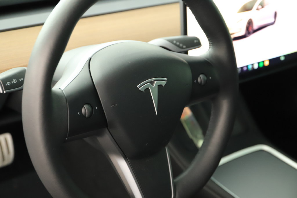 Used 2023 Tesla Model 3 Performance AWD/4WD image 16