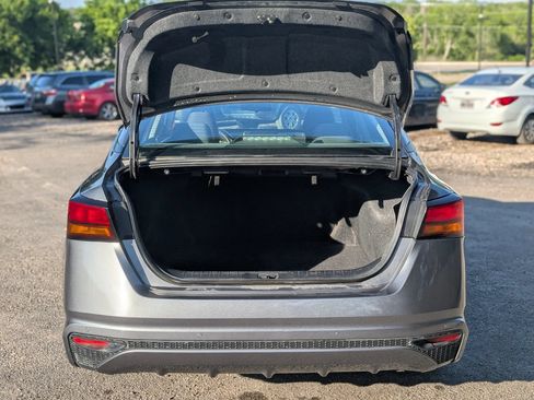Used 2022 Nissan Altima 2.5 SV FWD image 8