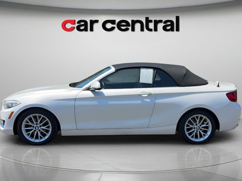 Used 2016 BMW 228i xDrive Convertible AWD/4WD image 2