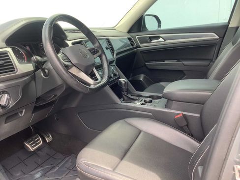 Used 2021 Volkswagen Atlas SE AWD/4WD image 3