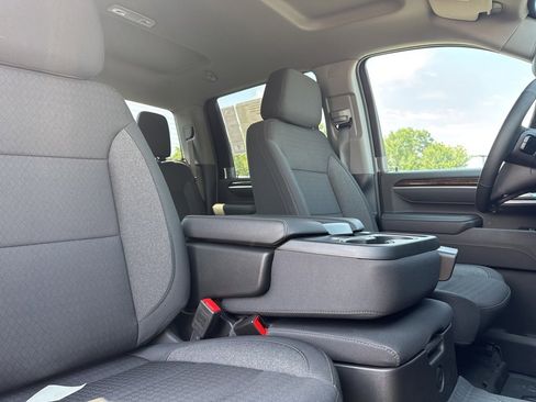 New 2025 GMC Sierra 2500 SLE w/ SLE Value Package; image 11