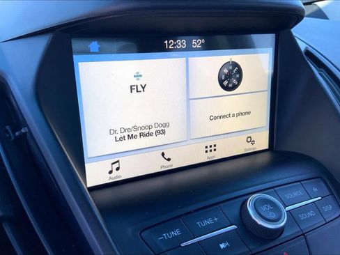 Used 2018 Ford Escape SE w/ Ford Safe & Smart Package image 32