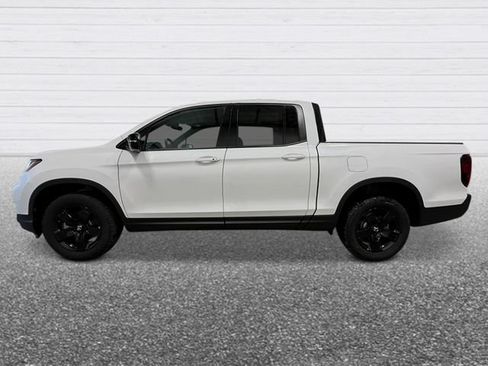 New 2026 Honda Ridgeline Black Edition image 2