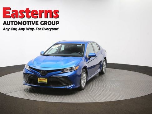 Used 2019 Toyota Camry LE image 53