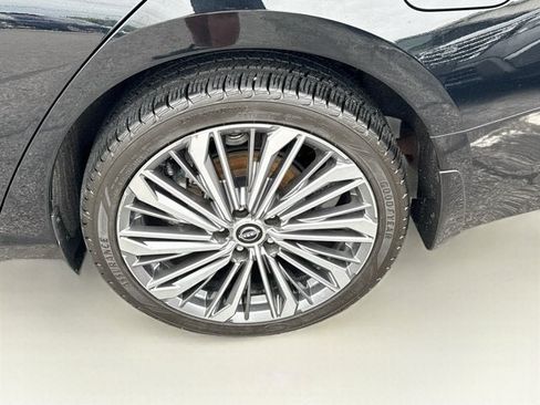 Used 2024 Nissan Altima 2.5 SL AWD/4WD image 27