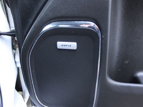 Used 2018 GMC Sierra 1500 SLT image 29