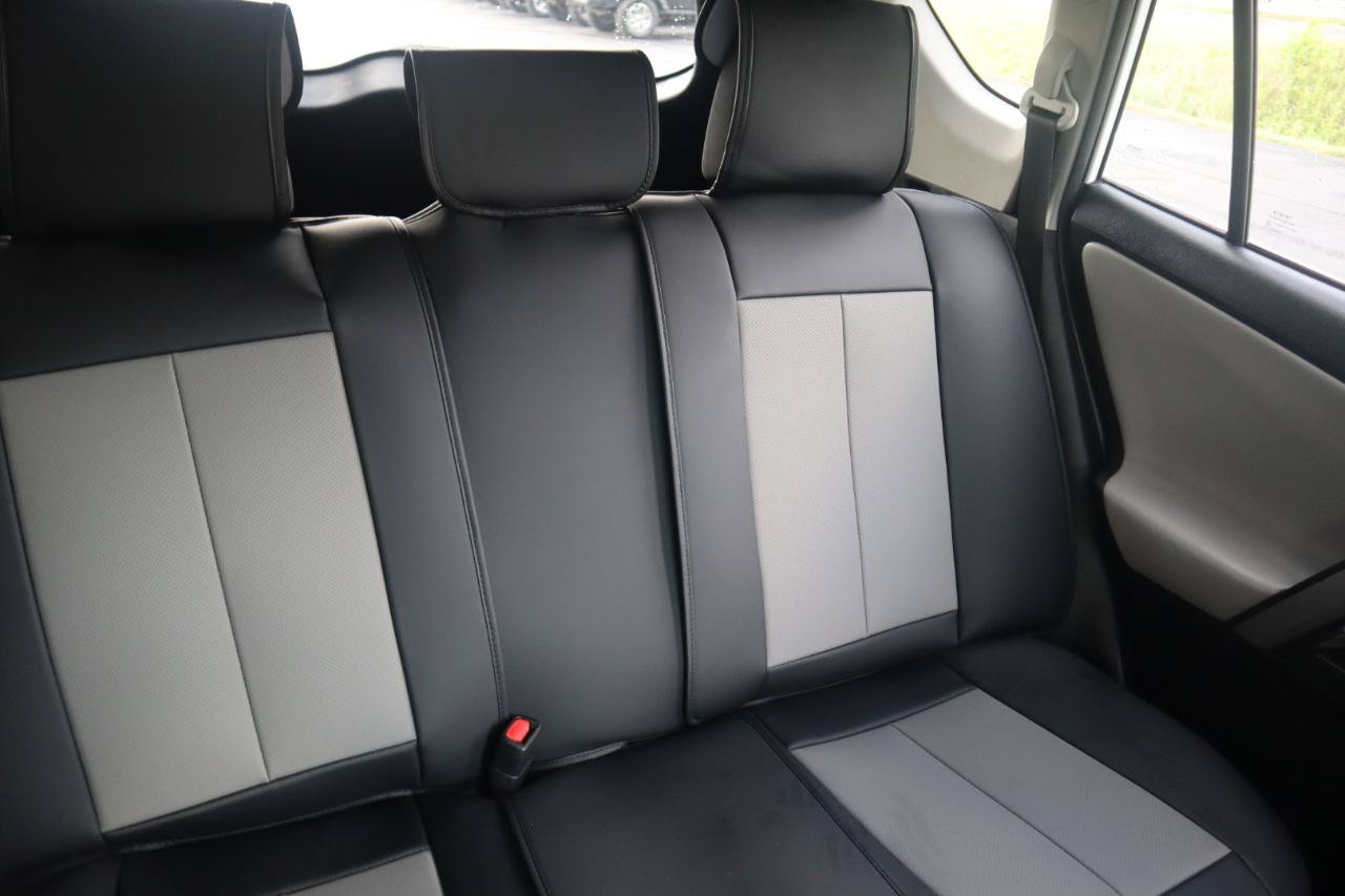 Used 2017 Toyota RAV4 XLE AWD/4WD image 39