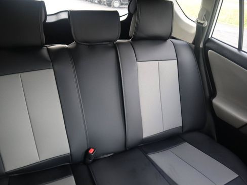 Used 2017 Toyota RAV4 XLE AWD/4WD image 39