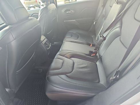 Used 2021 Jeep Cherokee Latitude Lux image 22