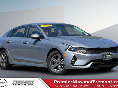 Used 2023 Kia K5 LXS image 1