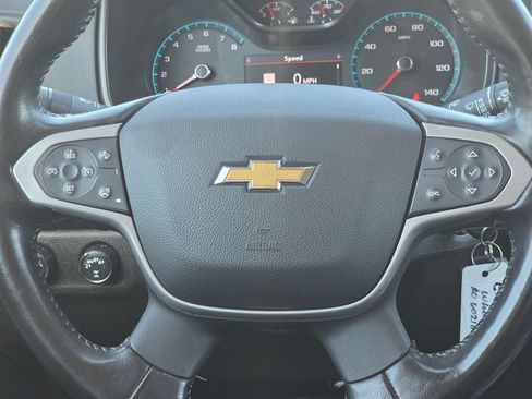 Used 2020 Chevrolet Colorado LT w/ Colorado RST Special Edition AWD/4WD image 18