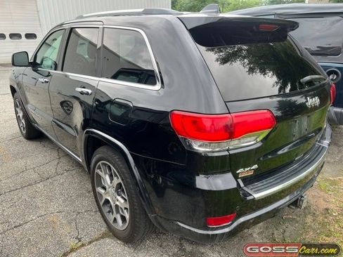 Used 2020 Jeep Grand Cherokee Overland AWD/4WD image 4