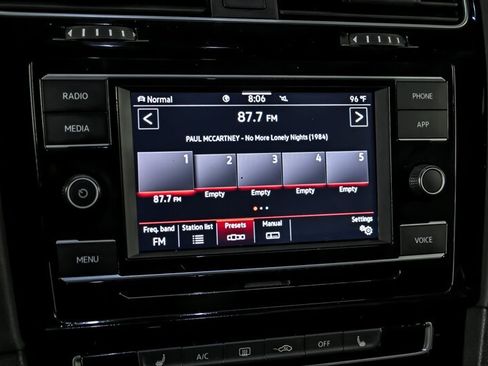 Used 2020 Volkswagen GTI S FWD image 23