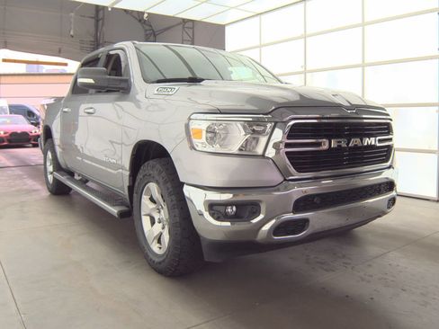 Used 2019 RAM 1500 Big Horn AWD/4WD image 2