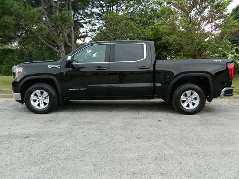 Used 2020 GMC Sierra 1500 SLE w/ Remote Start Package image 4