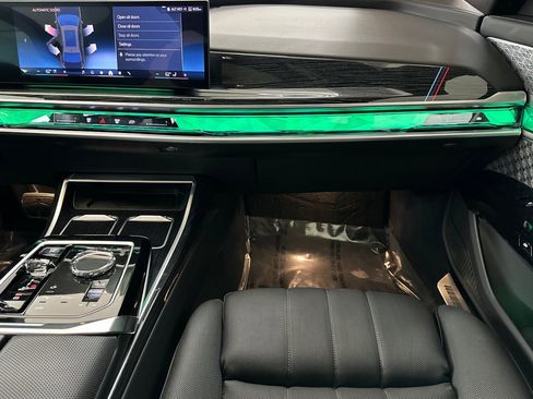 Certified 2023 BMW 740i w/ Executive Package RWD image 29