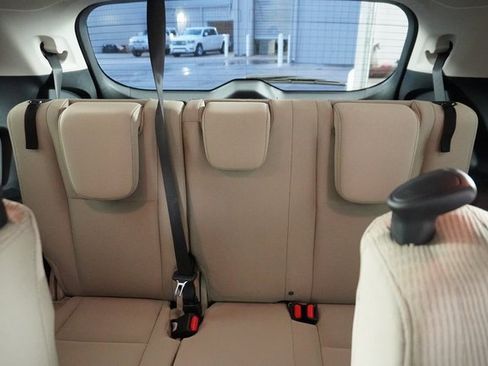 Certified 2024 Subaru Ascent Premium w/ Convenience Package image 35