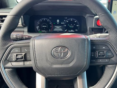 New 2026 Toyota Tacoma TRD Off-Road image 18