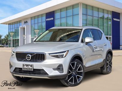 Used 2025 Volvo XC40 B5 Ultra