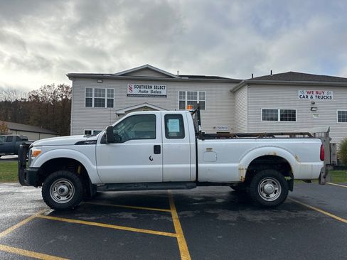 Used 2012 Ford F350 XL w/ Skid Plate Pkg image 1