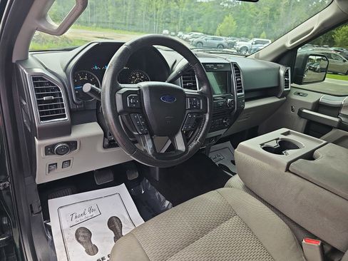 Used 2016 Ford F150 XLT w/ Equipment Group 302A Luxury AWD/4WD image 18