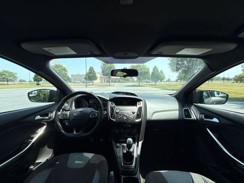 Used 2018 Ford Focus ST FWD image 14